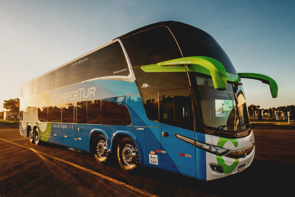 12 persoons busje huren